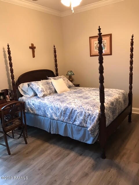 Bedroom 401 by Phyllis