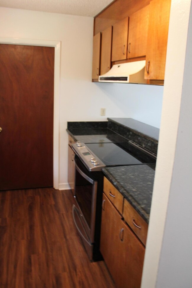 1925 Esplanade St unit F, Navarre, FL 32566 - photo 4