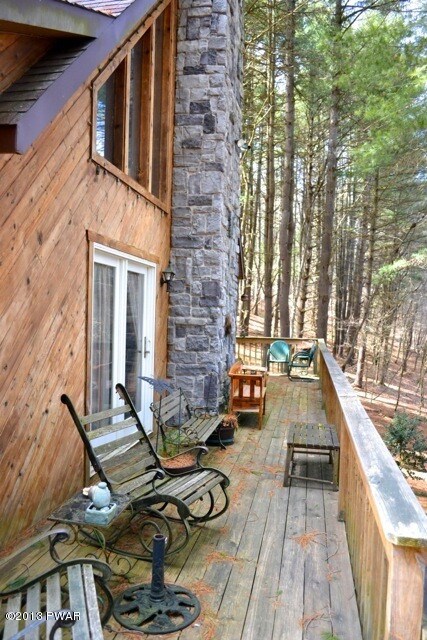 27 Covered Bridge Dr, Hawley, PA 18428 - photo 3