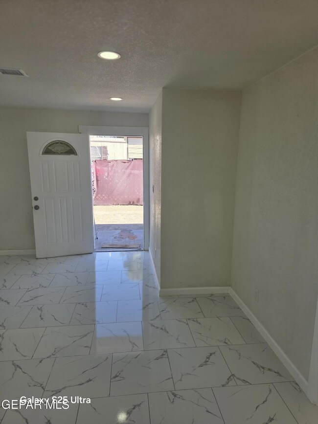 12365 Stubbs Dr unit A, San Elizario, TX 79849 - photo 7