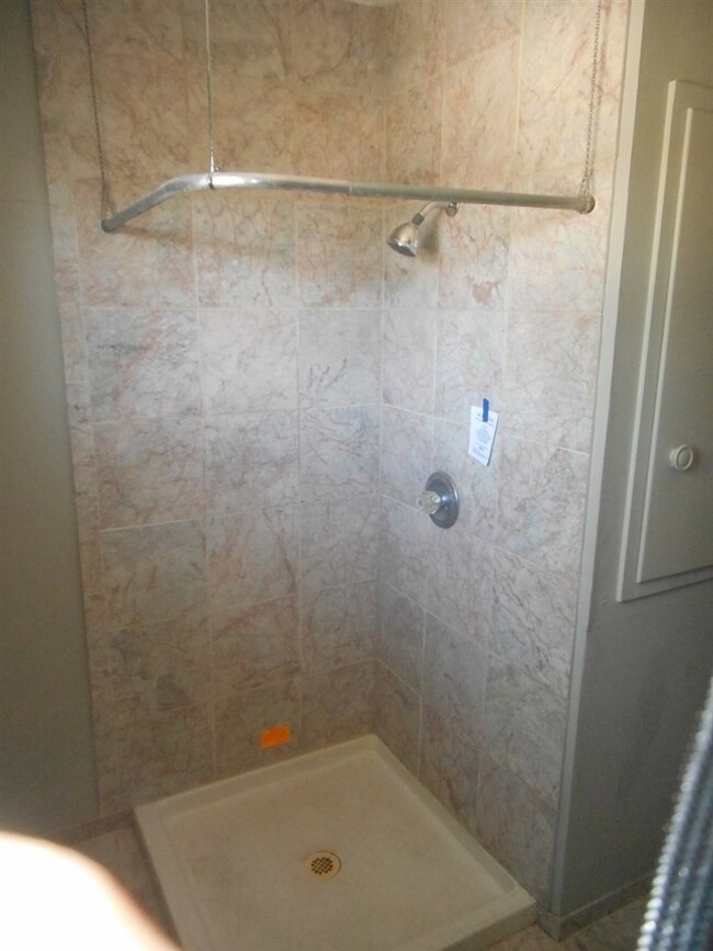 1907 Mountain View Ave, Alamogordo, NM 88310 - photo 6