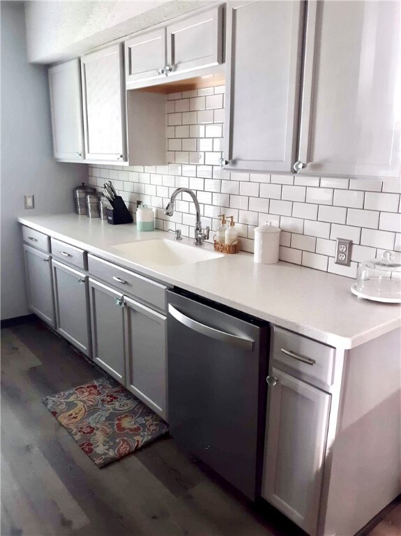 228 Blackstone Dr, Erie, PA 16505 - photo 5