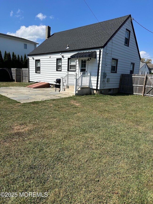 10 Campbell Ct, Deal, NJ 07723 - photo 6