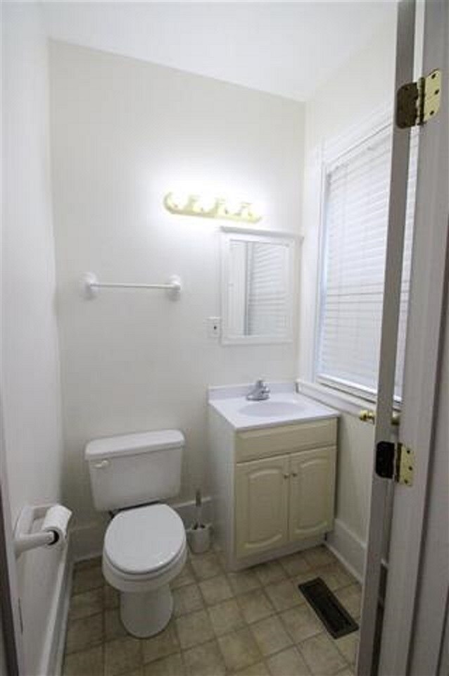 2 Library St, Hudson, NH 03051 - photo 6