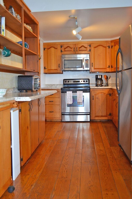 5 Rackliffe St unit WINTER, Gloucester, MA 01930 - photo 7
