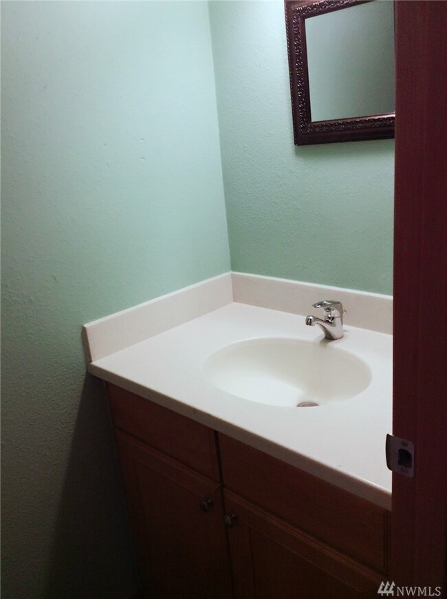 9807 Bristonwood Dr W unit 1D, University Place, WA 98467 - photo 7