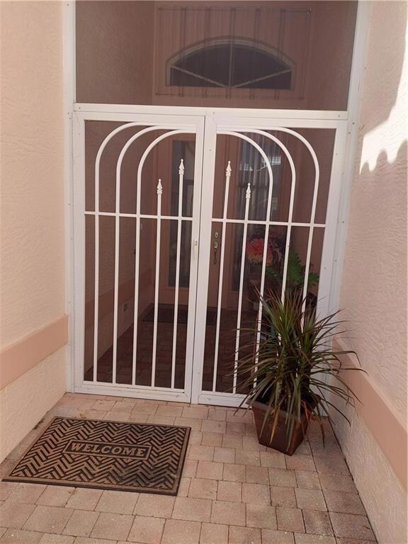 426 NW Springview Loop, Port Saint Lucie, FL 34986 - photo 2