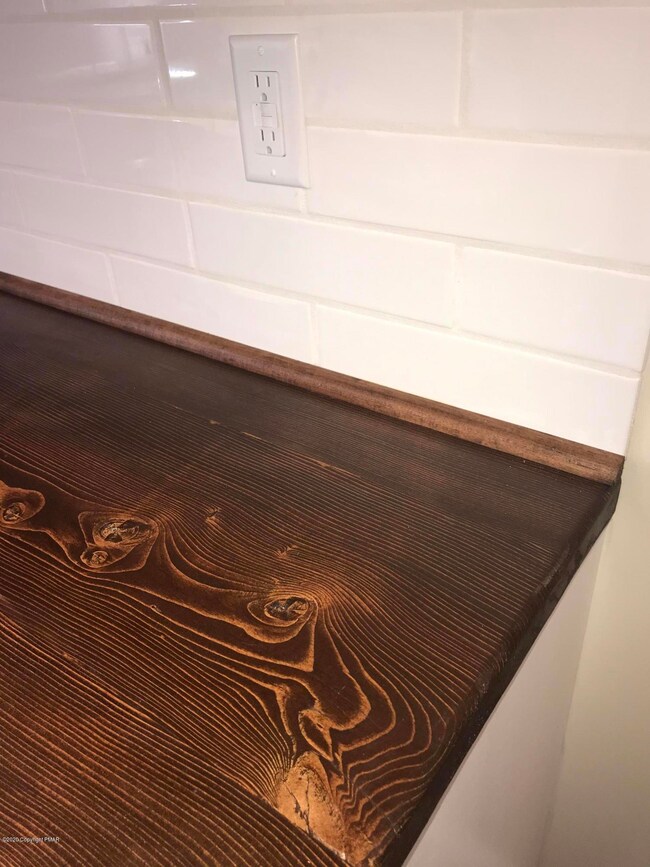 507 N 5th St, Stroudsburg, PA 18360 - photo 5