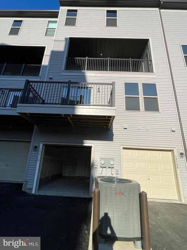 13510 Innovation Station Loop unit 3A, Herndon, VA 20171 - photo 5