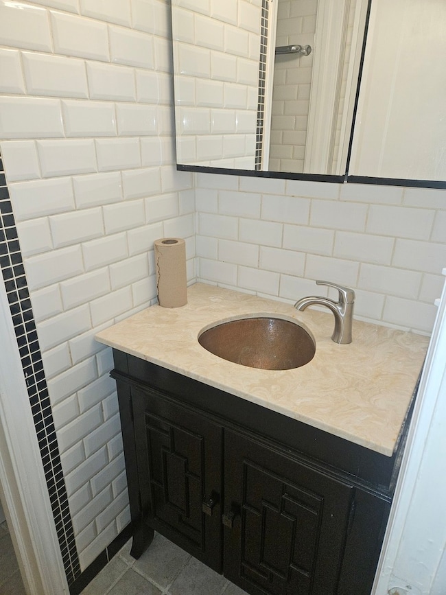 5349 N Delphia Ave unit 150, Chicago, IL 60656 - photo 5
