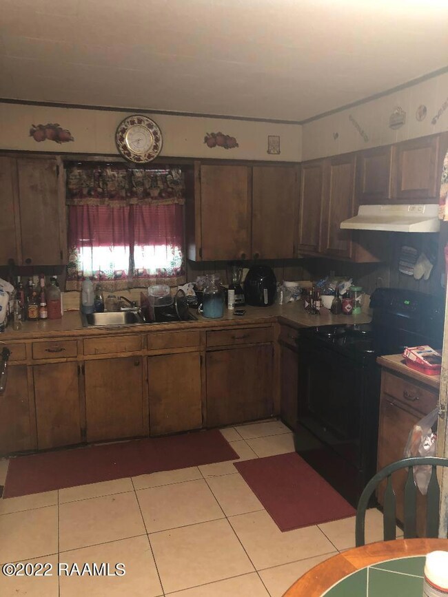 431 MARIGOLD KITCHEN