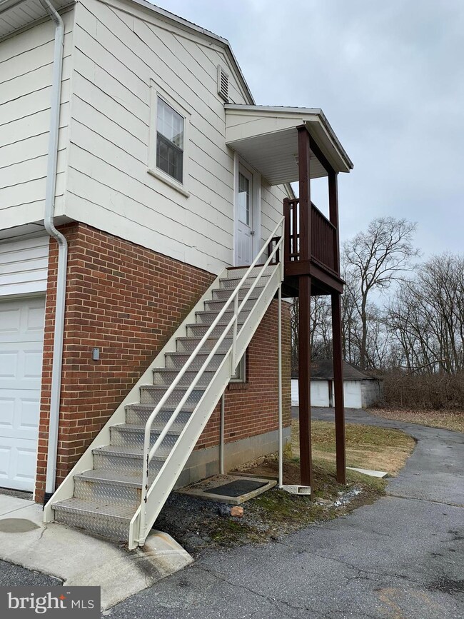 15041 Molly Pitcher Hwy, Greencastle, PA 17225 - photo 3