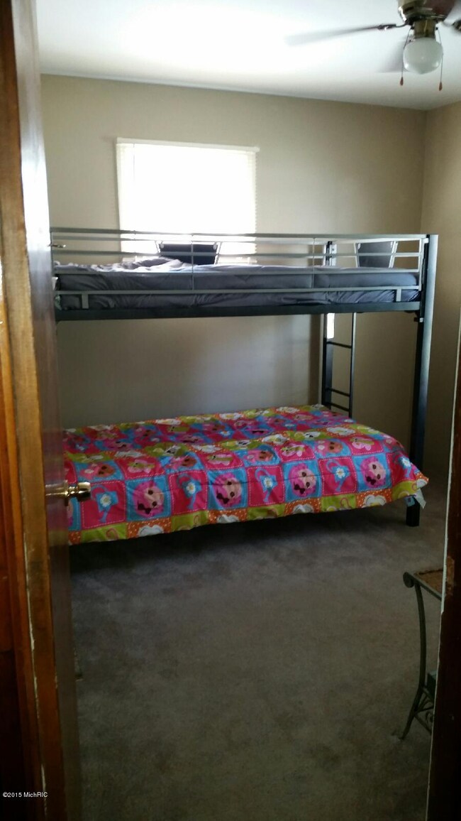 12947 Johnson Dr, Wayland, MI 49348 - photo 3