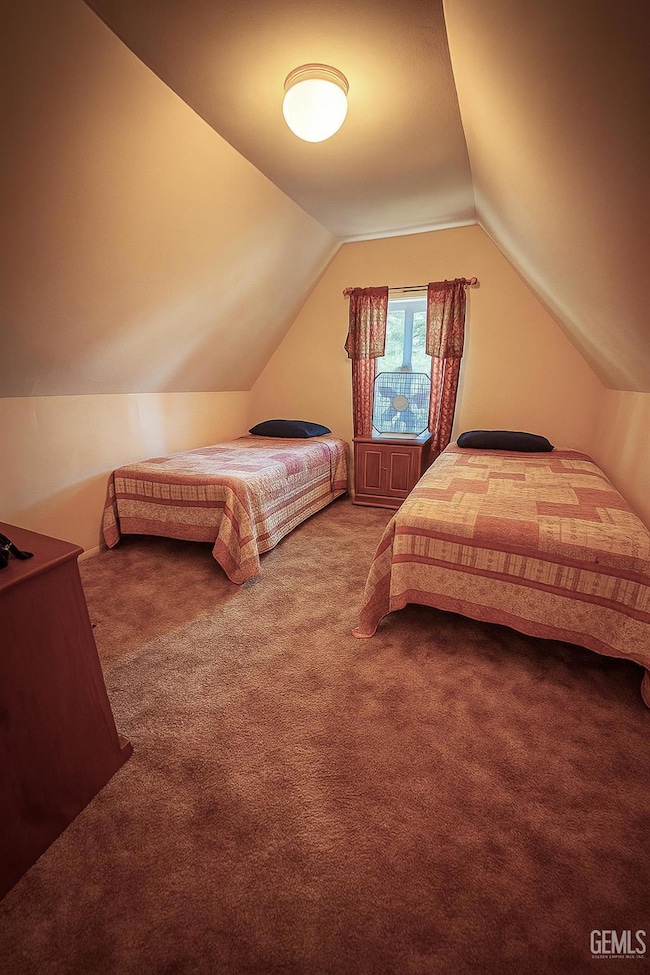 10520 Spruce Dr, Wofford Heights, CA 93285 - photo 6