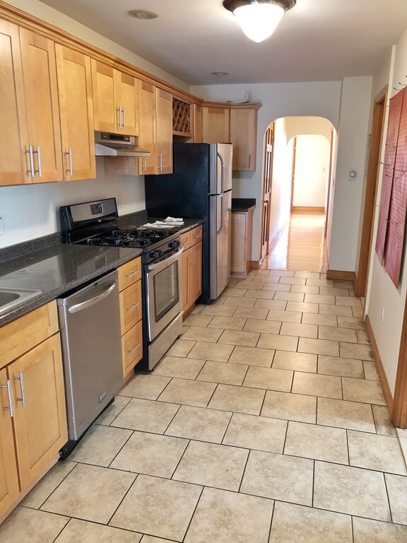 93 Glen St unit 1, Somerville, MA 02145 - photo 3