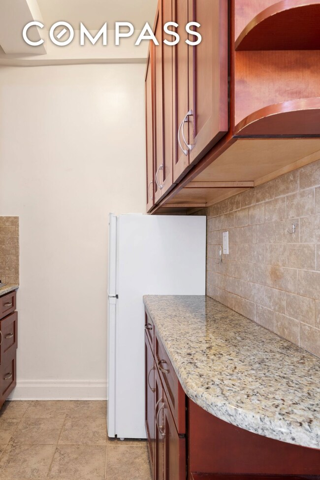 The Franconia unit 1106B, New York, NY 10023 - photo 7