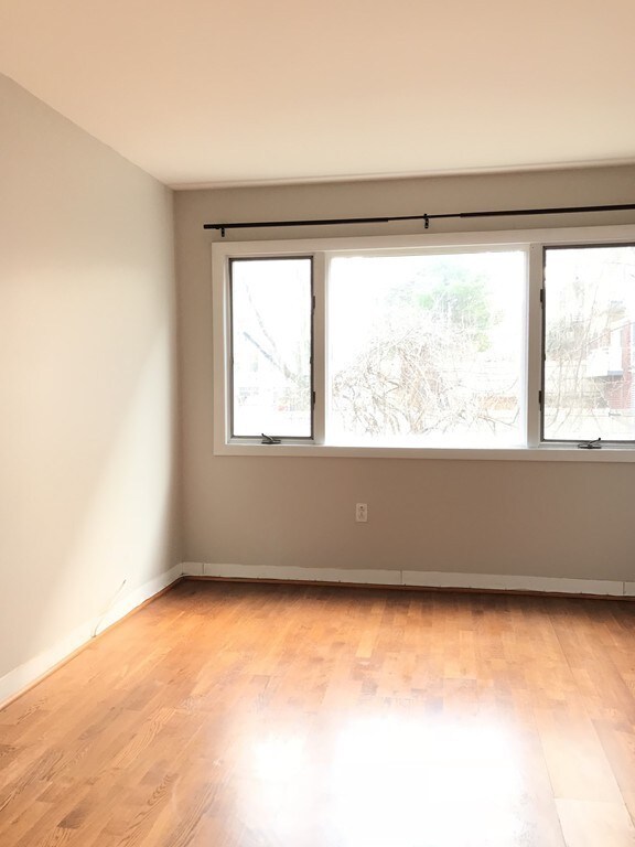 35 Desmoines Rd unit 309, Quincy, MA 02169 - photo 7