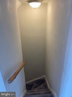 625 N Augusta Ave, Baltimore, MD 21229 - photo 6