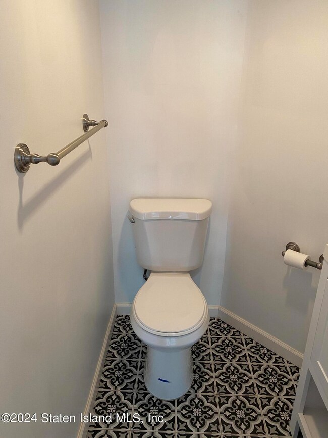 78 Pitney Ave, Staten Island, NY 10309 - photo 6