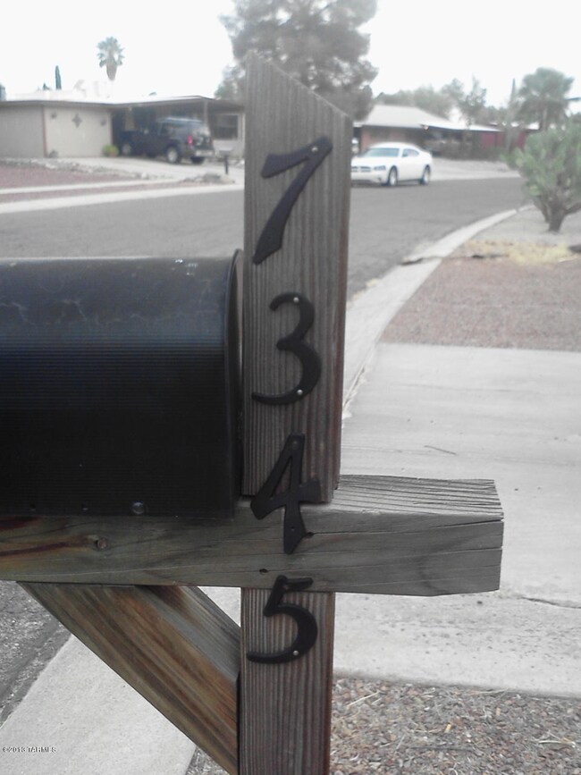Mail Box
