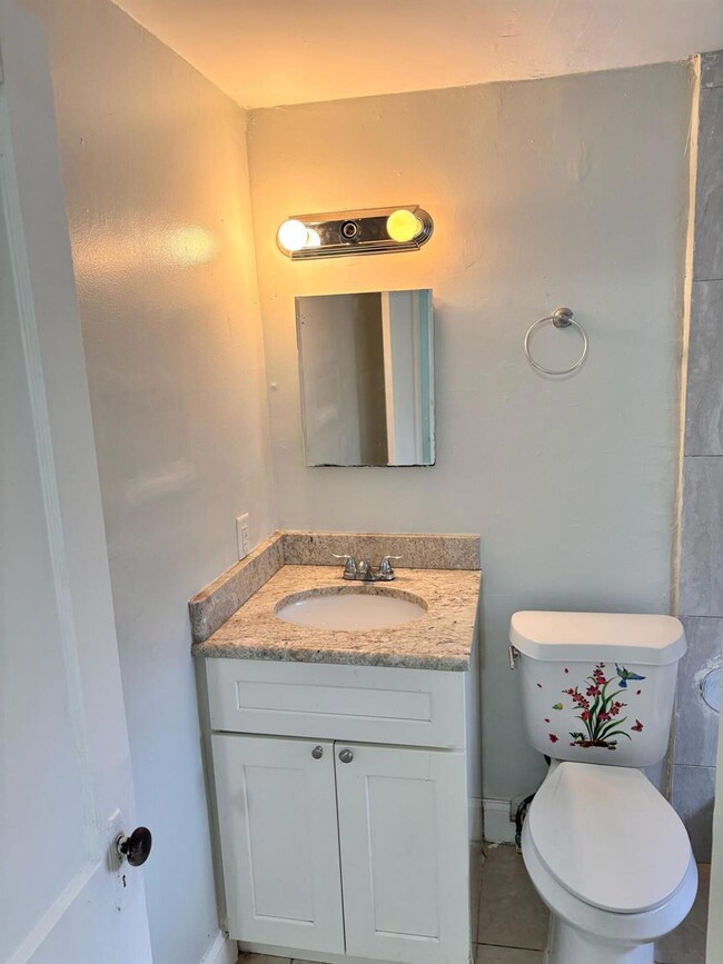 817 7th St unit 1, West Palm Beach, FL 33401 - photo 7