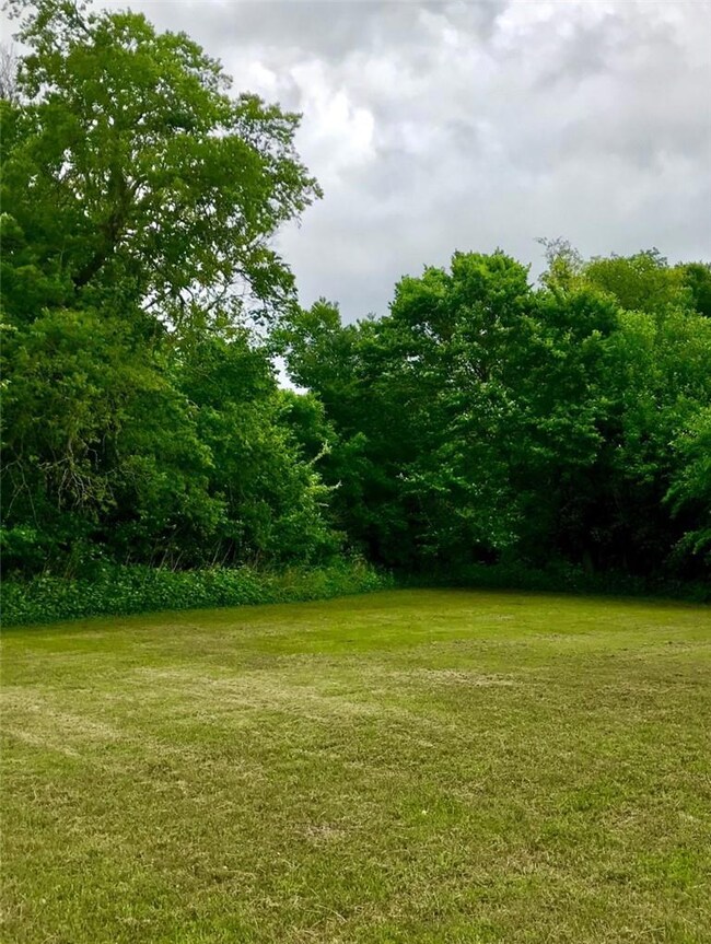 2156 Eddy Gatesville Pkwy, Eddy, TX 76524 - photo 6