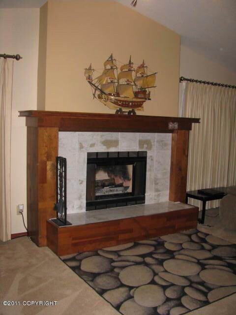 Formal LR Fireplace