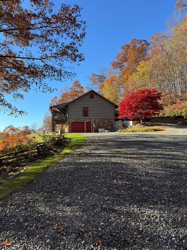 1855 Eagles Roost Rd, Bryson City, NC 28713 - photo 6