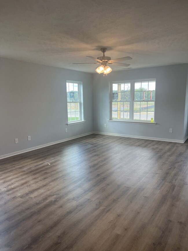 209 Meadowbrook Dr, Shelbyville, TN 37160 - photo 6