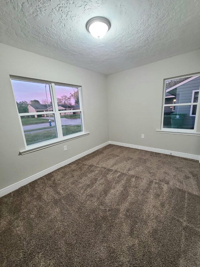 3710 Alberta St, Houston, TX 77021 - photo 7