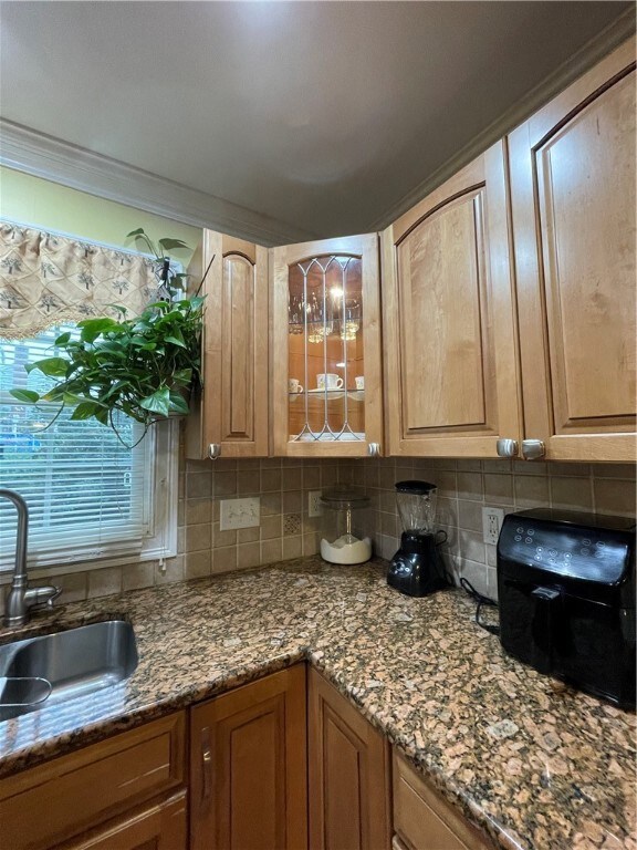 20 Calef St, Cranston, RI 02920 - photo 7