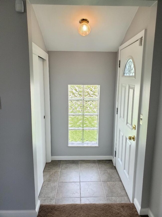 Foyer entry
