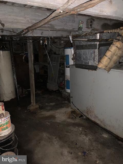 668 Manatawny St, Pottstown, PA 19464 - photo 4