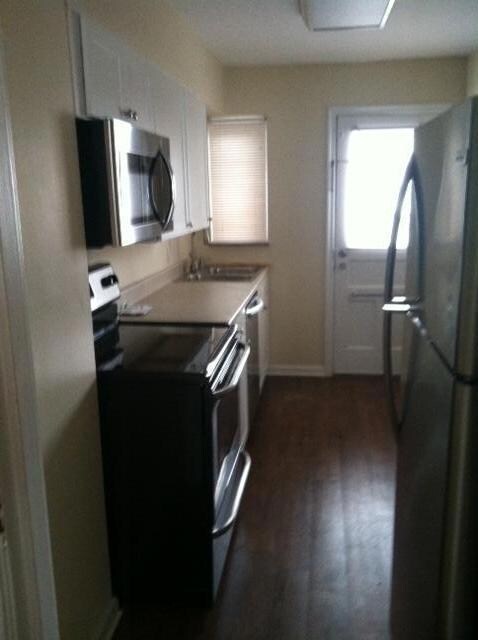 1 kitchen