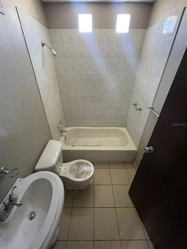 N4 Savannah Real Barcelona, San Lorenzo, PR 00754 - photo 4