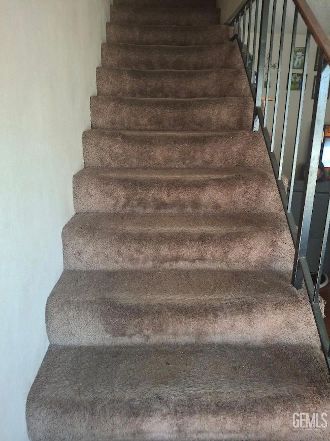 6021 Almendra Ave unit B, Bakersfield, CA 93309 - photo 5