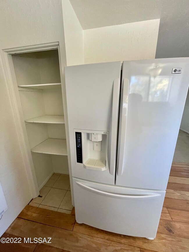 Fridge