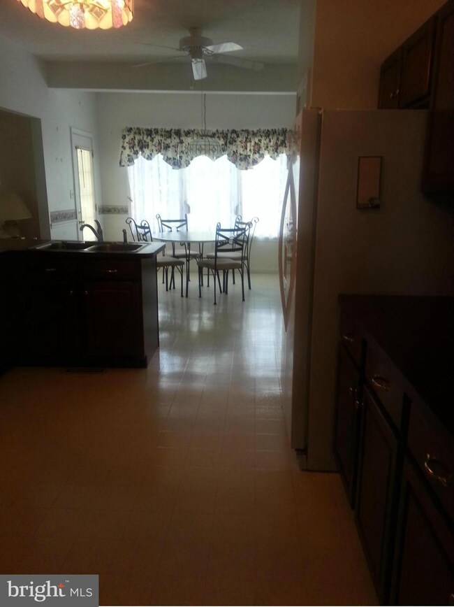 663 Doe Run Rd, Inwood, WV 25428 - photo 4