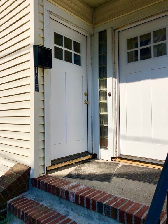 165 Chestnut St unit A, Waltham, MA 02453 - photo 4