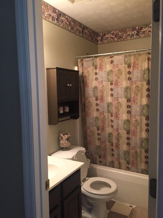 123 S Bold Forbes Blvd, Georgetown, KY 40324 - photo 4