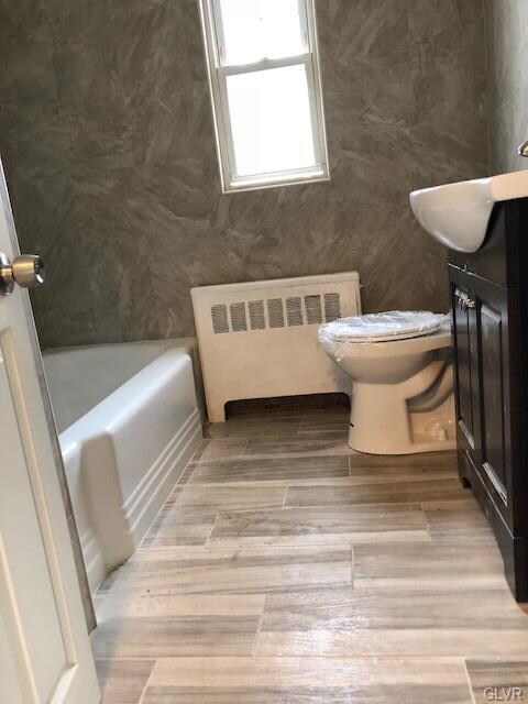 2236 W Greenleaf St, Allentown, PA 18104 - photo 4