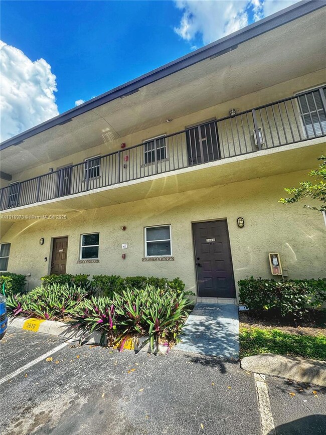 3670 NW 91st Ln unit 3670, Sunrise, FL 33351 - photo 2