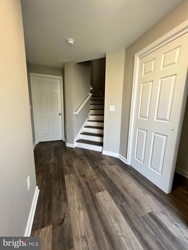 17 Snead Dr, Martinsburg, WV 25405 - photo 2