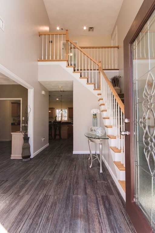 88 Old Farm Ln, Fall River, MA 02720 - photo 3