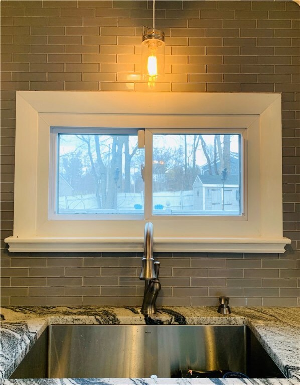 178 Mountain Laurel Dr, Cranston, RI 02920 - photo 5