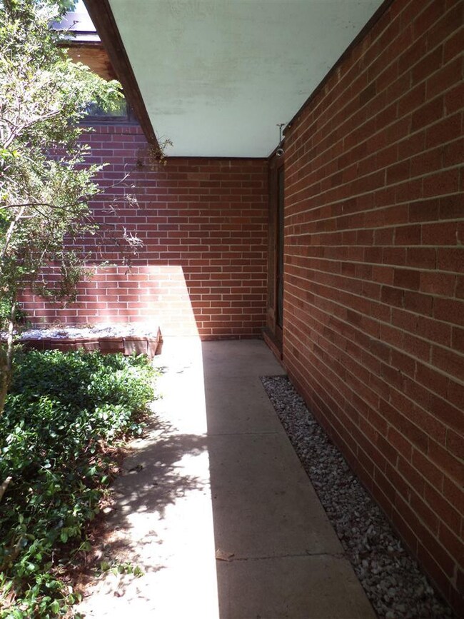 Front entry walkway