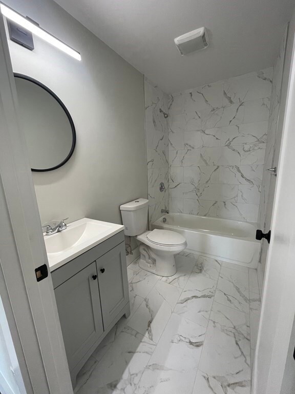 173 E Merrimack St unit 1, Lowell, MA 01852 - photo 2