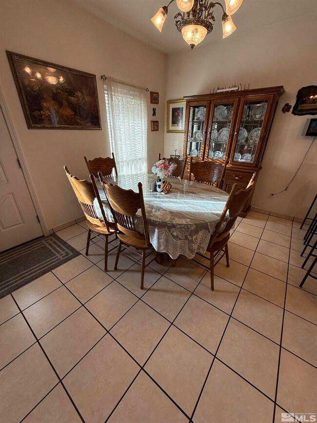 3246 Paiute St, Winnemucca, NV 89445 - photo 7