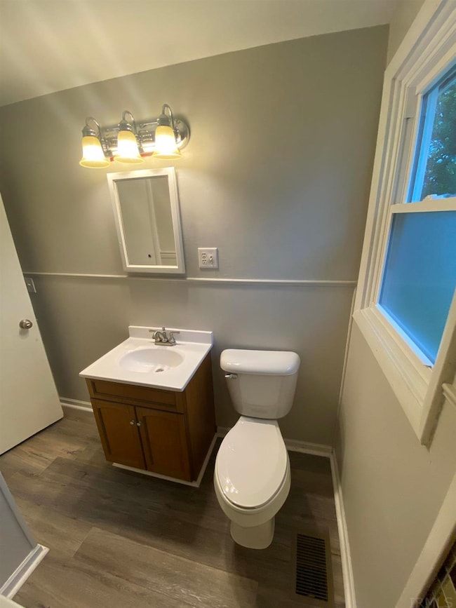 1910 S Waldemere Ave, Muncie, IN 47302 - photo 7