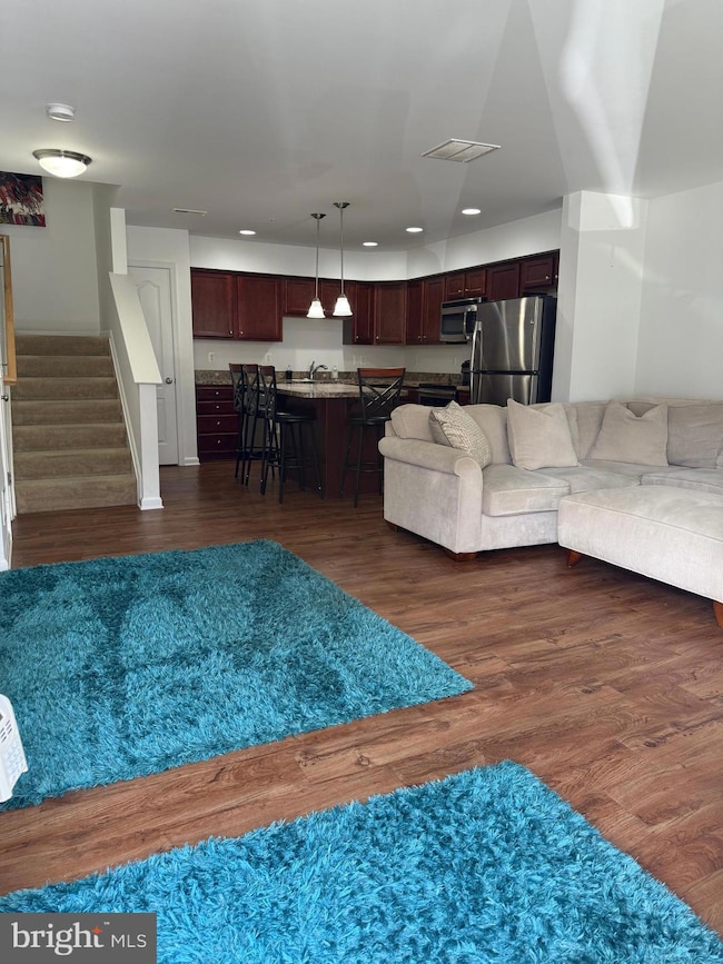 1818 Cassandra Dr unit 100, Sykesville, MD 21784 - photo 6